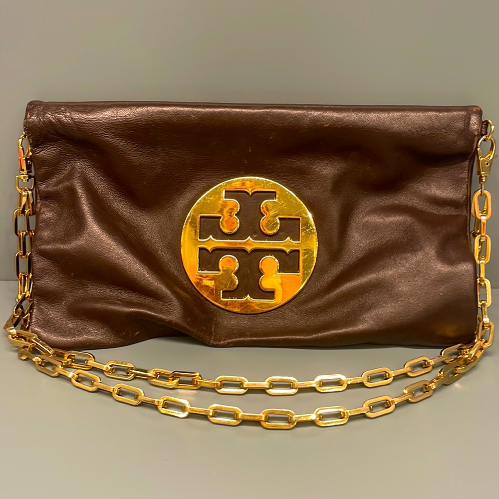 Tory Burch shoulder bag. Chocolate brown with gold hardware and gold chain.